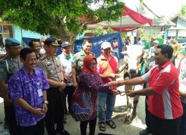 14 Ekor Sapi Dari INI (Ikatan Notaris Indonesia)- PPAT Yogyakarta untuk Desa Pengkol